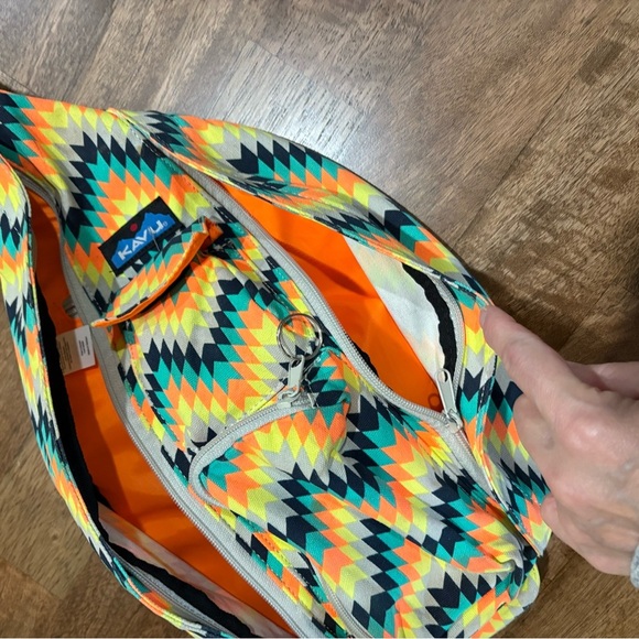 KAVU bag. Backpack Crossbody Purse Sling. Chevron pattern. Outdoor activities. - Picture 6 of 8